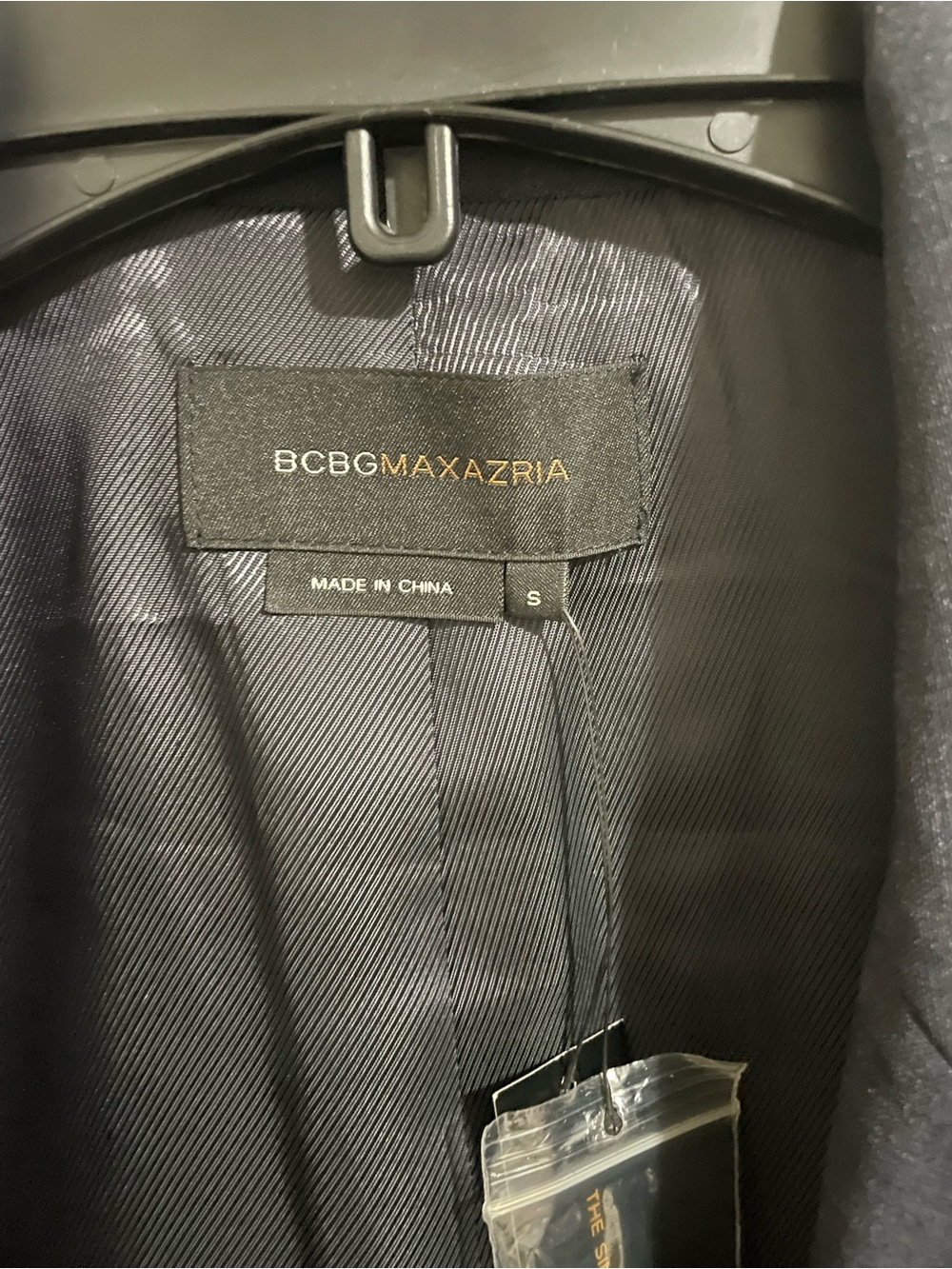 BCBGMaxAzria Navy Cropped Tailored Blazer - Picture 2 of 6
